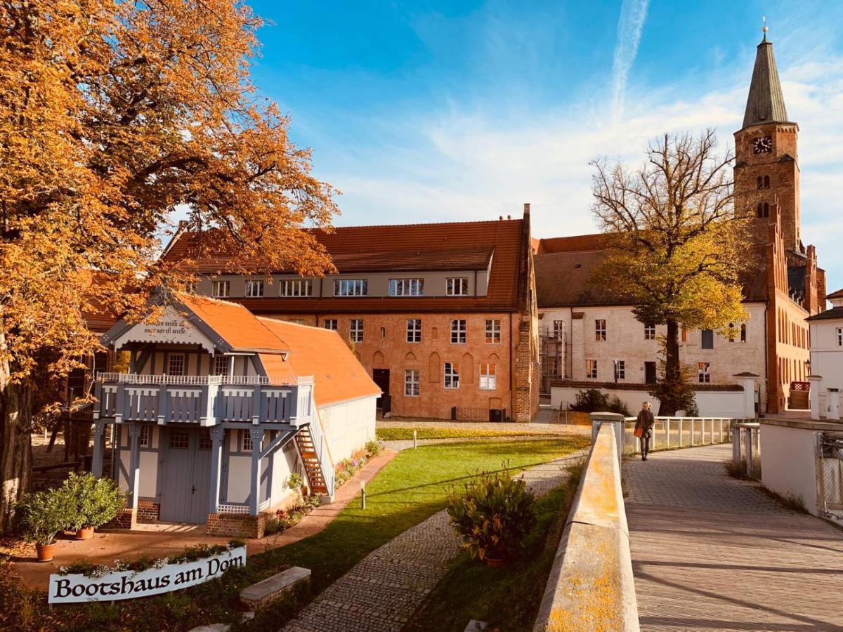 Altstadt Ferienwohnung Brandenburg  Exterior photo